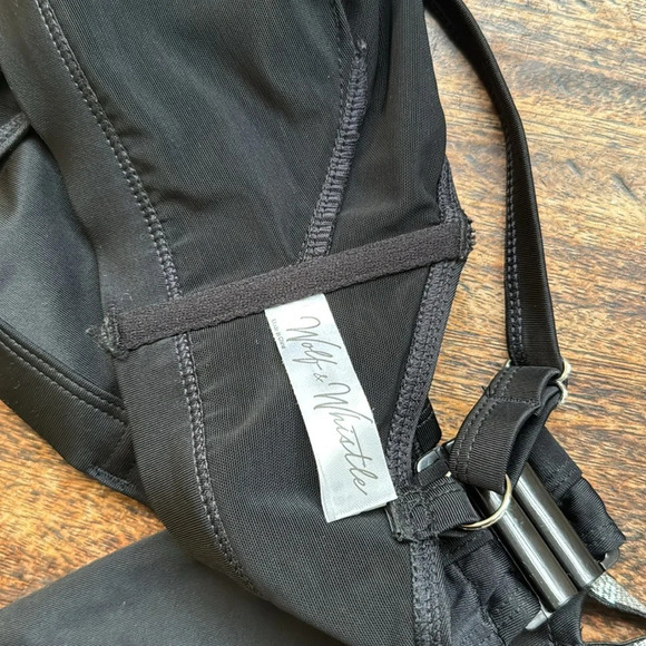 Wolf and whistle black with sparkle silver details size 6 bottoms 6D/DD-E top - Picture 9 of 9